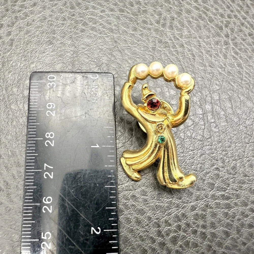 Vintage JJ Clown Juggler Brooch Pin Gold Tone Faux Pearl Rhinestone Womens 1.5